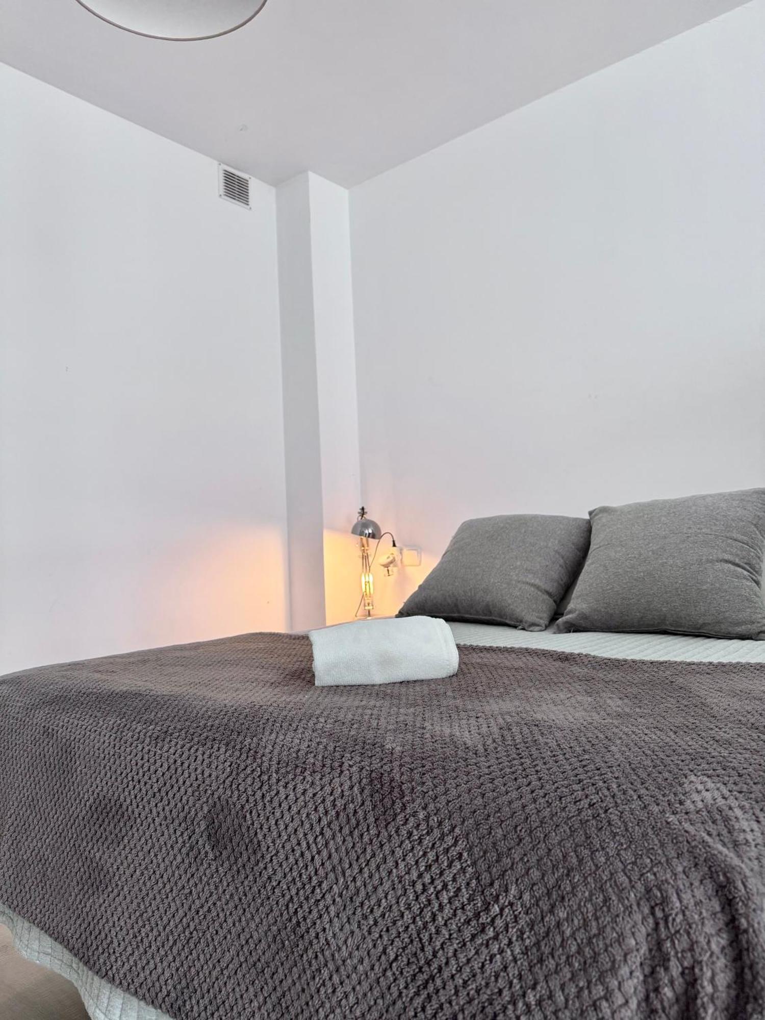 Apartamento Sumaloft Prensa Málaga Exterior foto